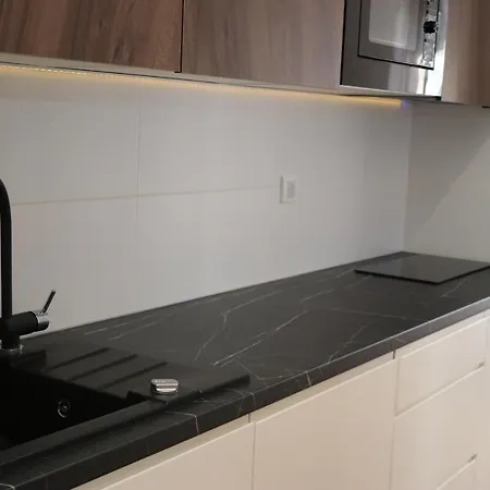 Nivalis Hill A16 Apartment *